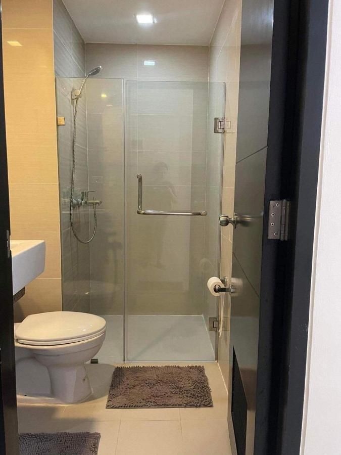 Studio Condo Building 81 Newport Boulevard مانيلا المظهر الخارجي الصورة